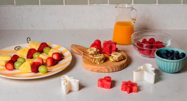 Como servir fruta de forma divertida