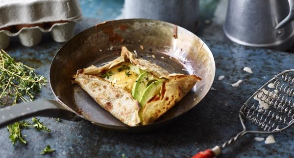 Receita Low Carb - Panquecas com Ovo Estrelado