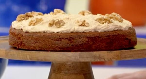 Bolo de Noz e Café | Receita Dia-a-dia: Café e Bolos