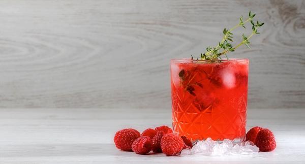 Cocktail de Framboesa e a Alecrim