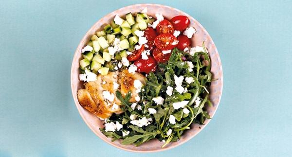 Bowl Mediterrânea de Frango | Comer Bem
