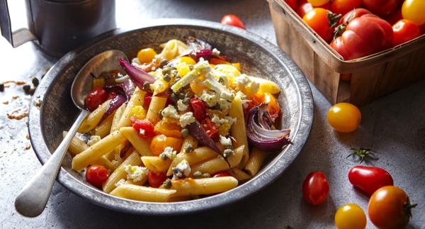 Massa com tomate tostado