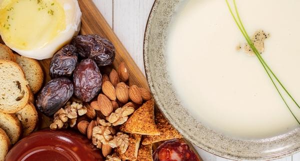 Receita Creme de Couve-Flor e Trufa com Tábua de Queijos e Enchidos | Cooking Classes