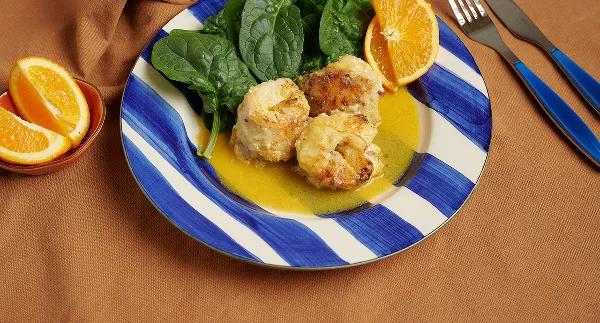 Medalhões de Tamboril com Laranja