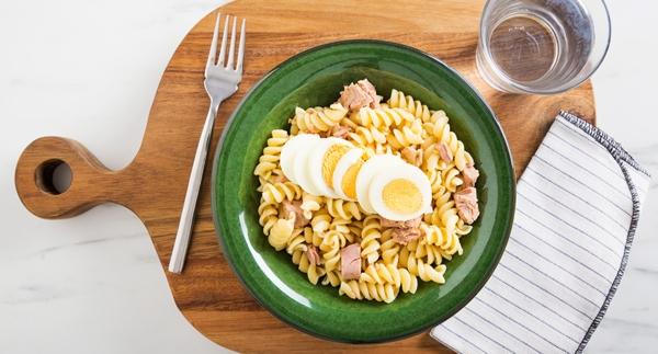 Receita sem Lactose - Fusilli com Ovos e Atum