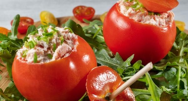 Receita Bio | Tomate recheado com salmão